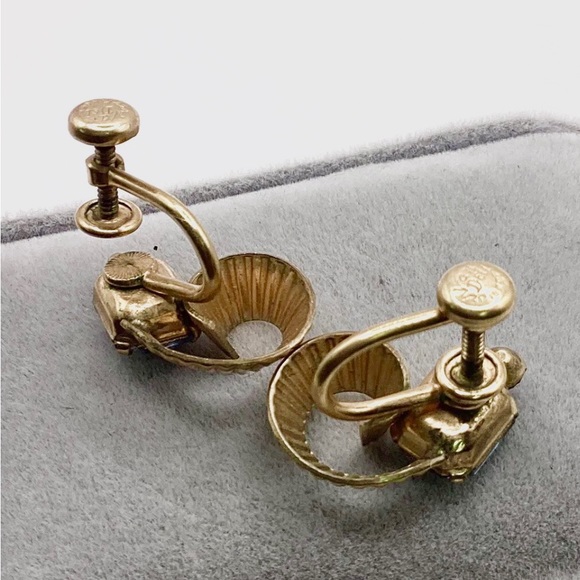 BOGO > Van Dell 12K GF Topaz Blue& Peridot Green Rhinestone Screw Back Earrings - Picture 4 of 7